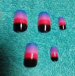 Press on nails multicolor black red pink purple set